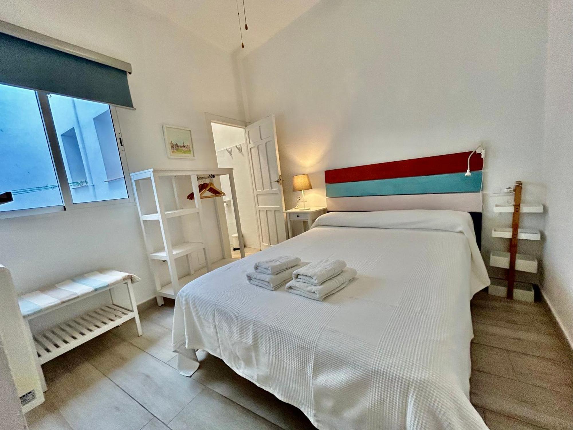 Acogedor Apt 8Pax 4Bdr 2Bth- Cozyhomesevilla2 Exterior foto