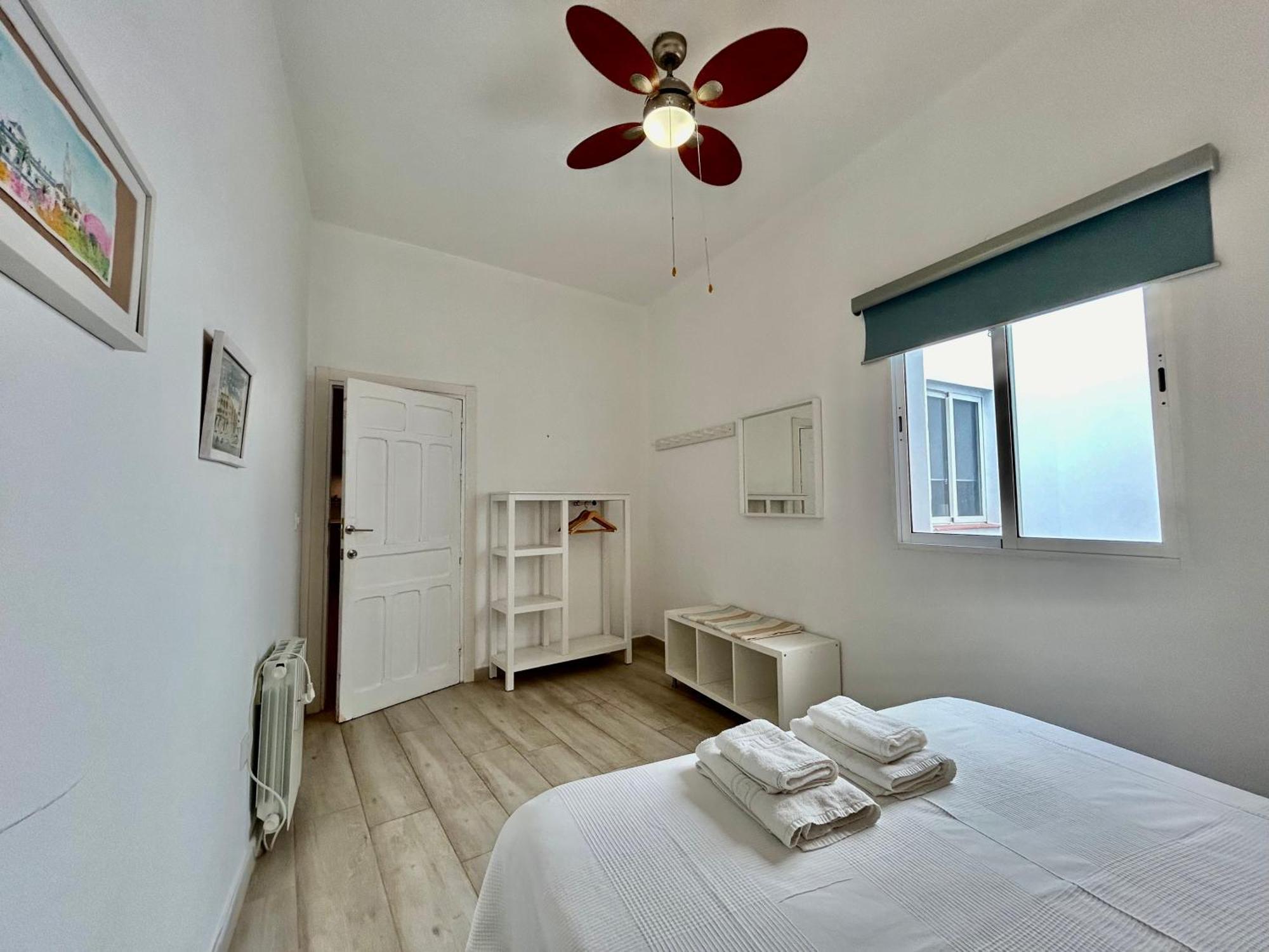 Acogedor Apt 8Pax 4Bdr 2Bth- Cozyhomesevilla2 Exterior foto