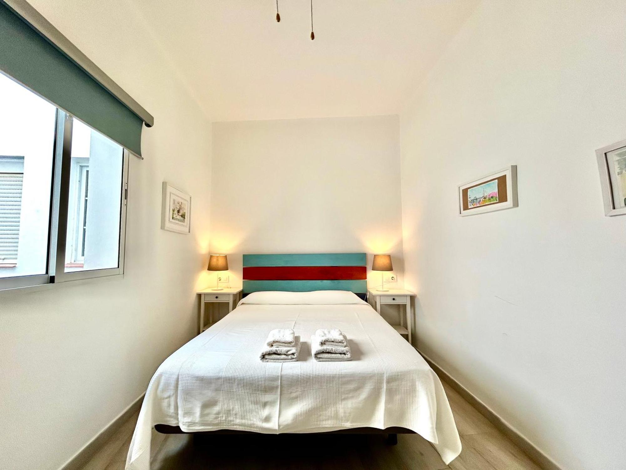 Acogedor Apt 8Pax 4Bdr 2Bth- Cozyhomesevilla2 Exterior foto