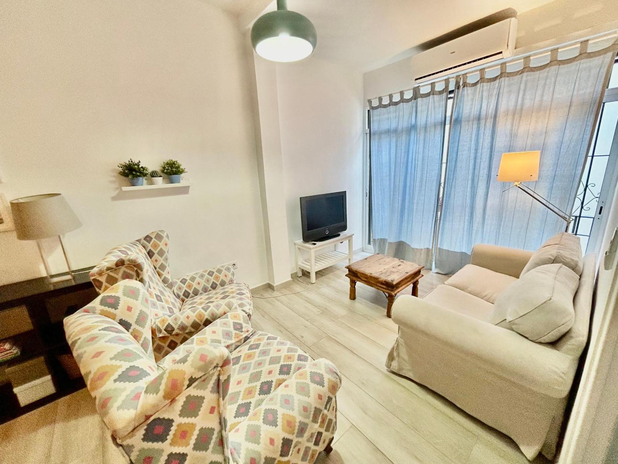 Acogedor Apt 8Pax 4Bdr 2Bth- Cozyhomesevilla2 Exterior foto
